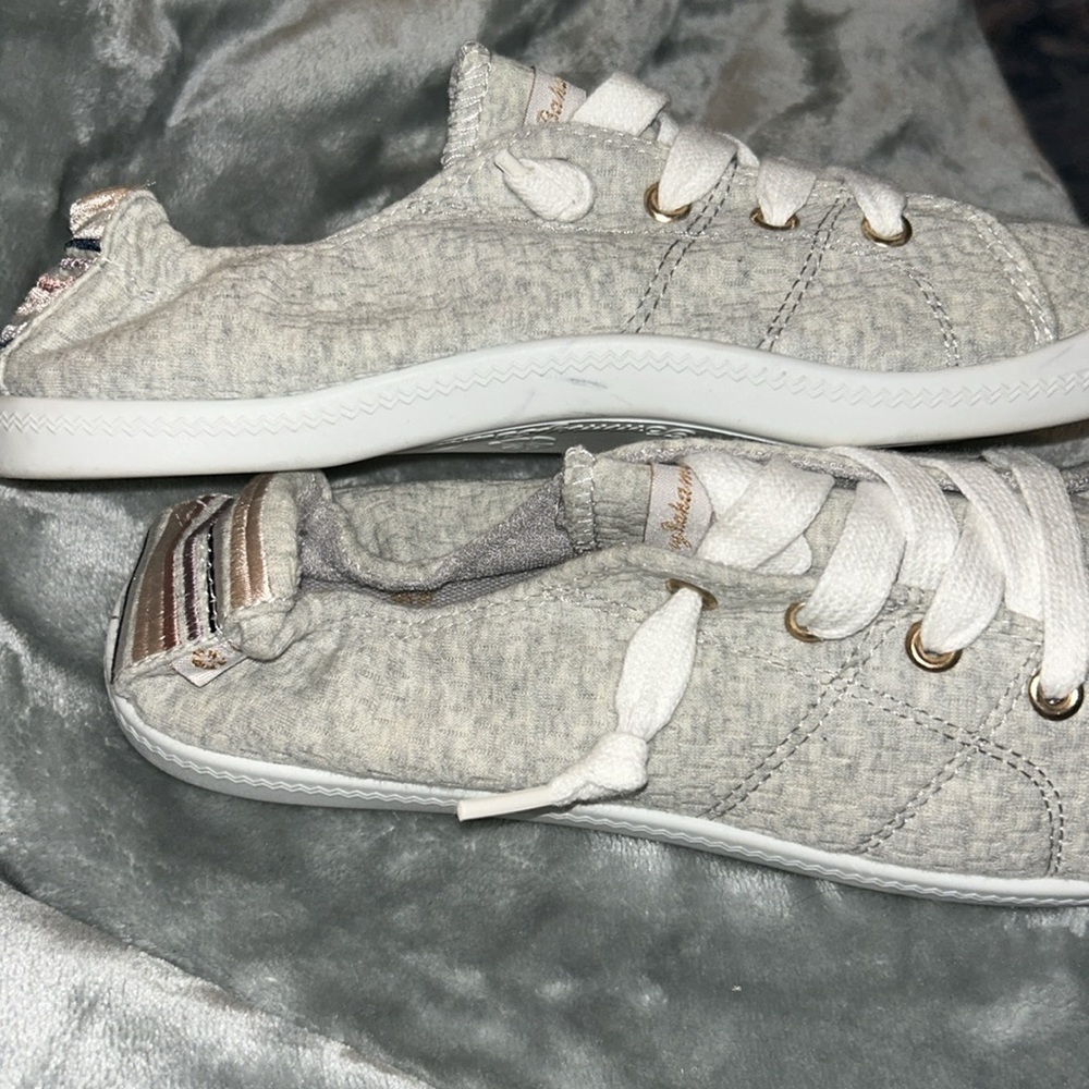 Tommy Bahama White & Gray Memory Foam Sneakers - Picture 3 of 7